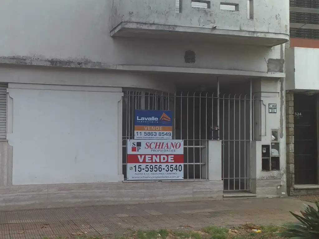 CASA TIPO PH EN QUILMES OESTE, A METROS DE AVENIDA Y ESTACIÓN DE TREN.