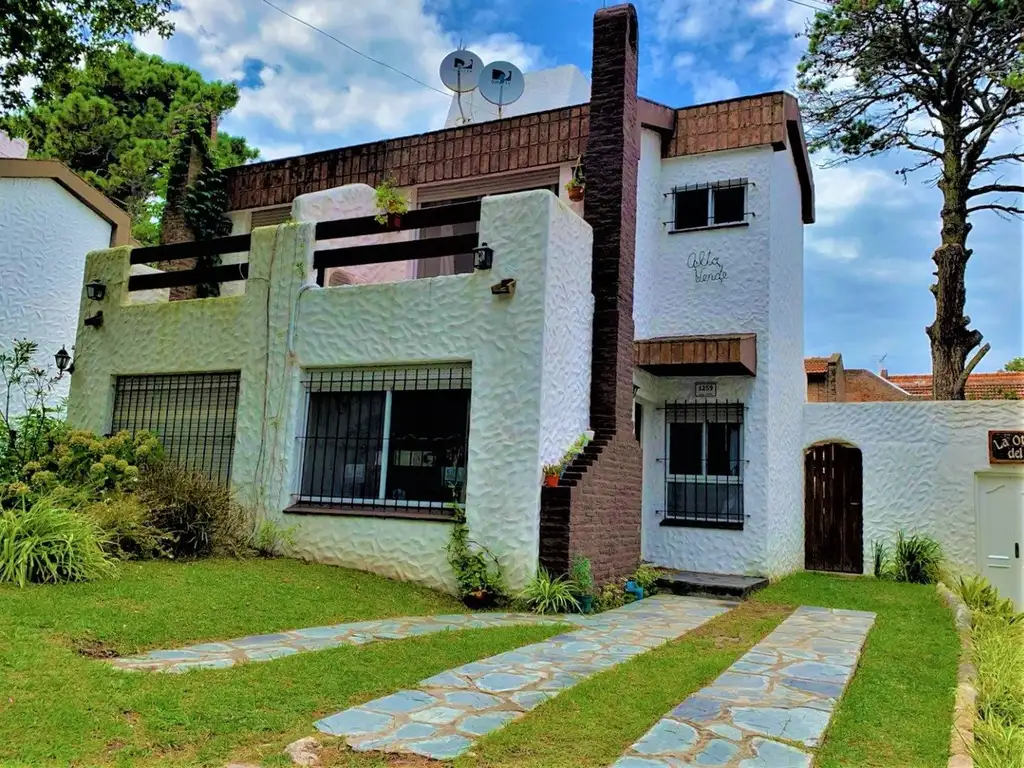 DUPLEX EN VENTA EN PINAMAR 3 DORMITORIOS