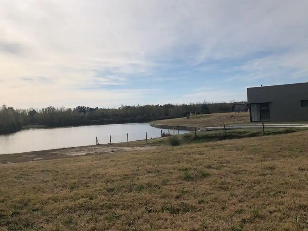 Excelente lote terreno al lago puertos de escobar