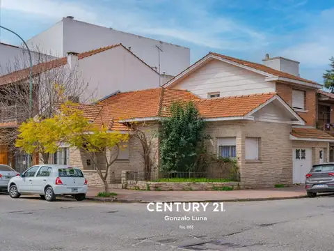 Venta Casa 4 AMBIENTES en Barrio Primera Junta, Mar del Plat