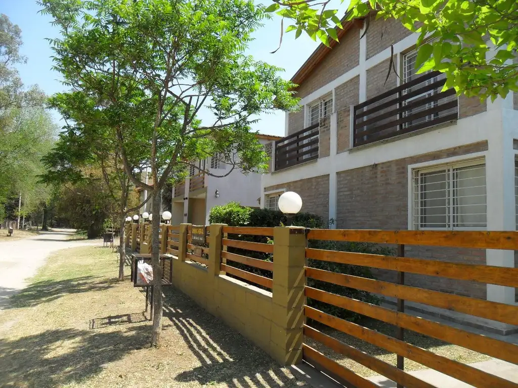 Complejo De Cabañas En Venta, Santa Rosa De Calamuchita, Cordoba