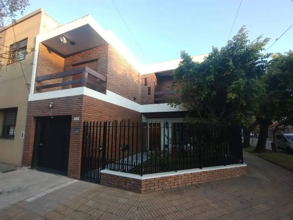 Casa - Venta - Argentina, Tres de Febrero - LA MERCED NTRA SRA DE - (3F) 5848