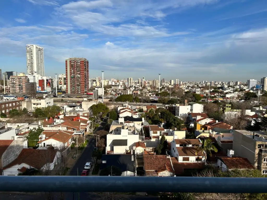 DUPLEX DE CATEGORIA CON GRAN VISTA PANORAMICA A LA CIUDAD