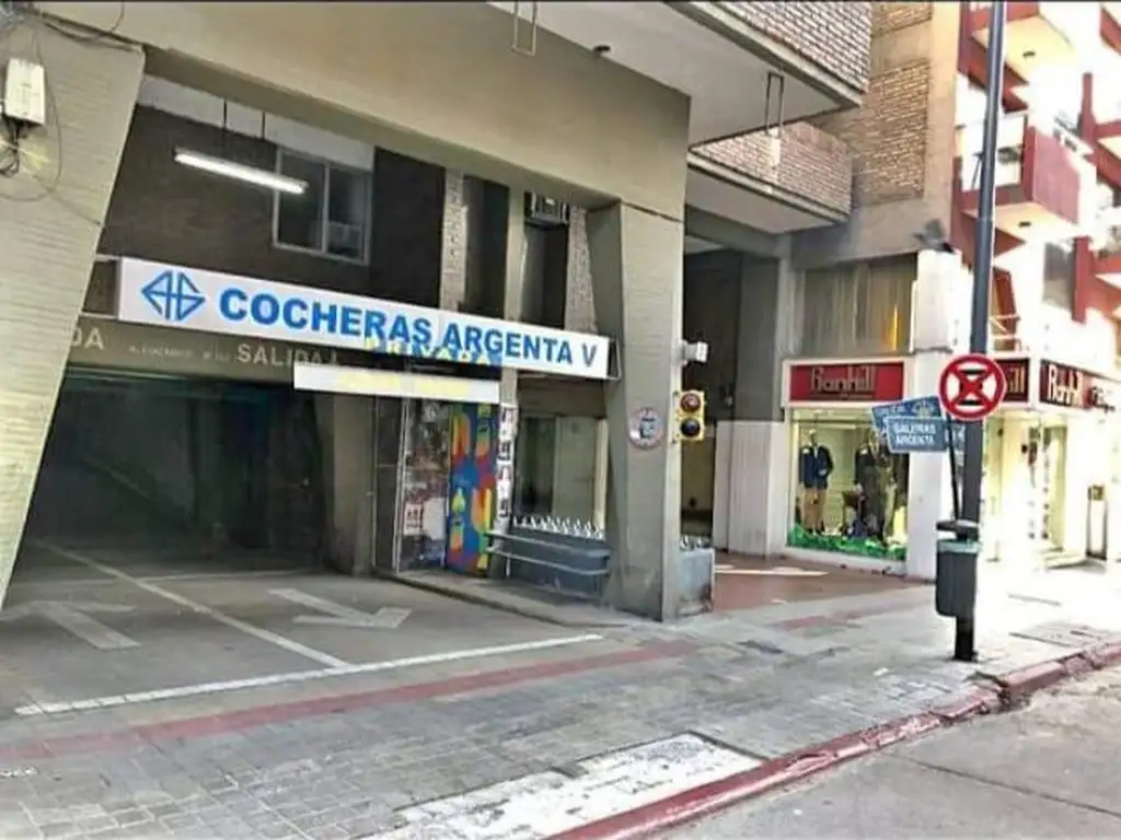 Cochera en Centro