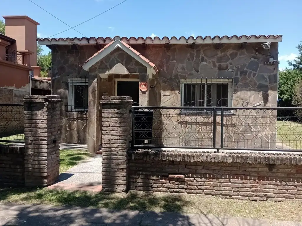 CASA EN FUNES ALQUILER TEMPORARIO