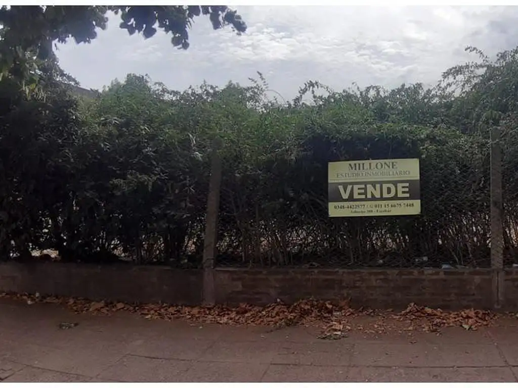 1000 M2 SOBRE CALLE RIVADAVIA  "ZONA DE FLUJO INTENSO DE PERSONAS Y VEHICULOS"