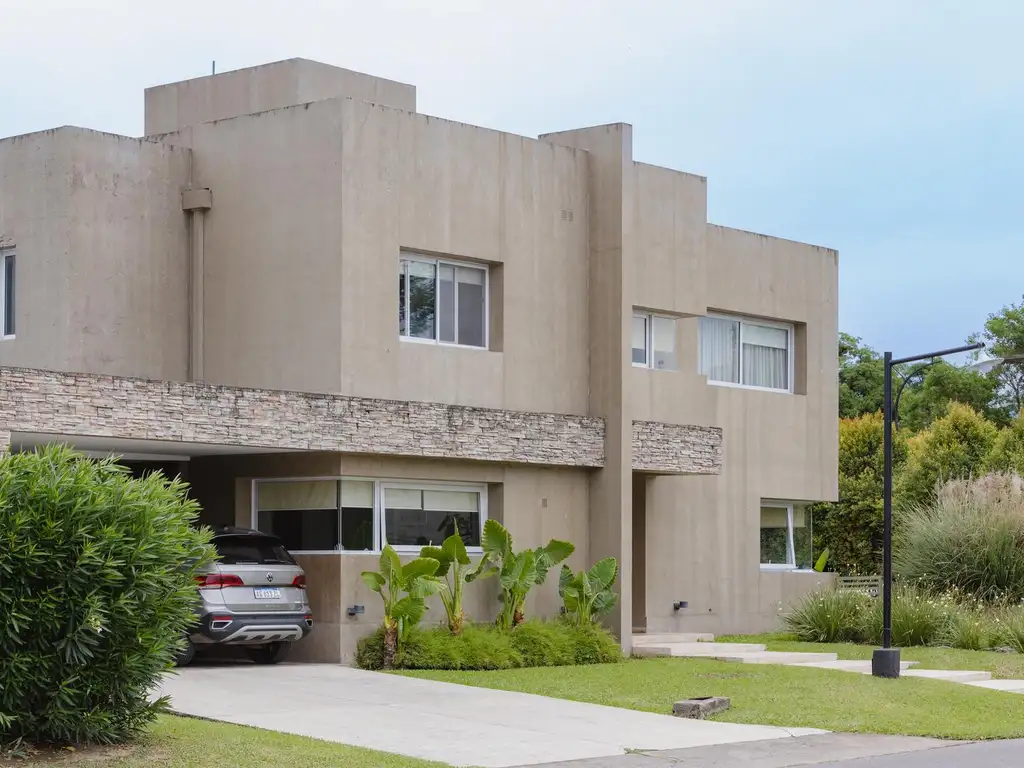 Casa en  country cerro azul