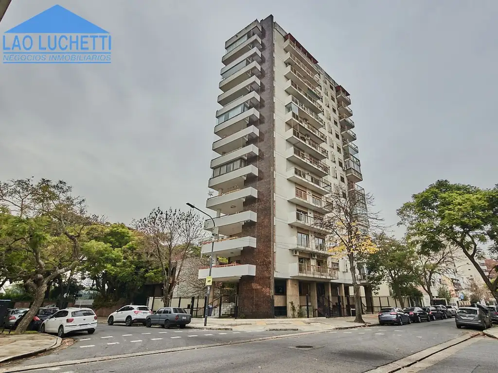 Piso Exclusivo RECICLADO con 2 Cocheras en Belgrano R