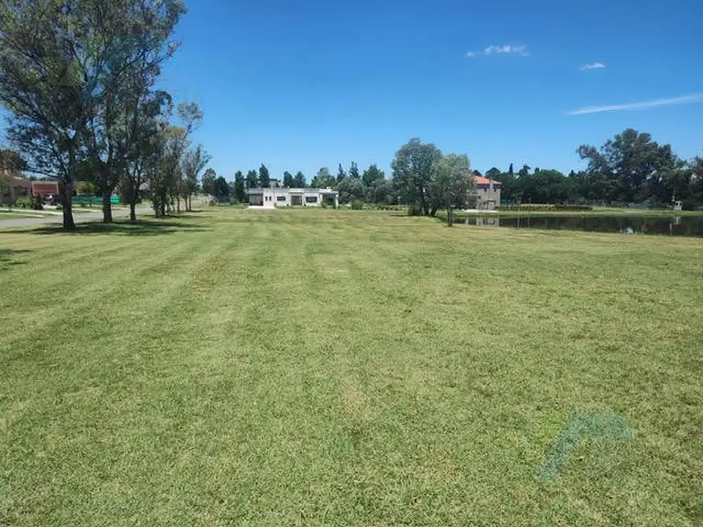 Terreno en  venta en Casuarinas del Pilar, Pilar