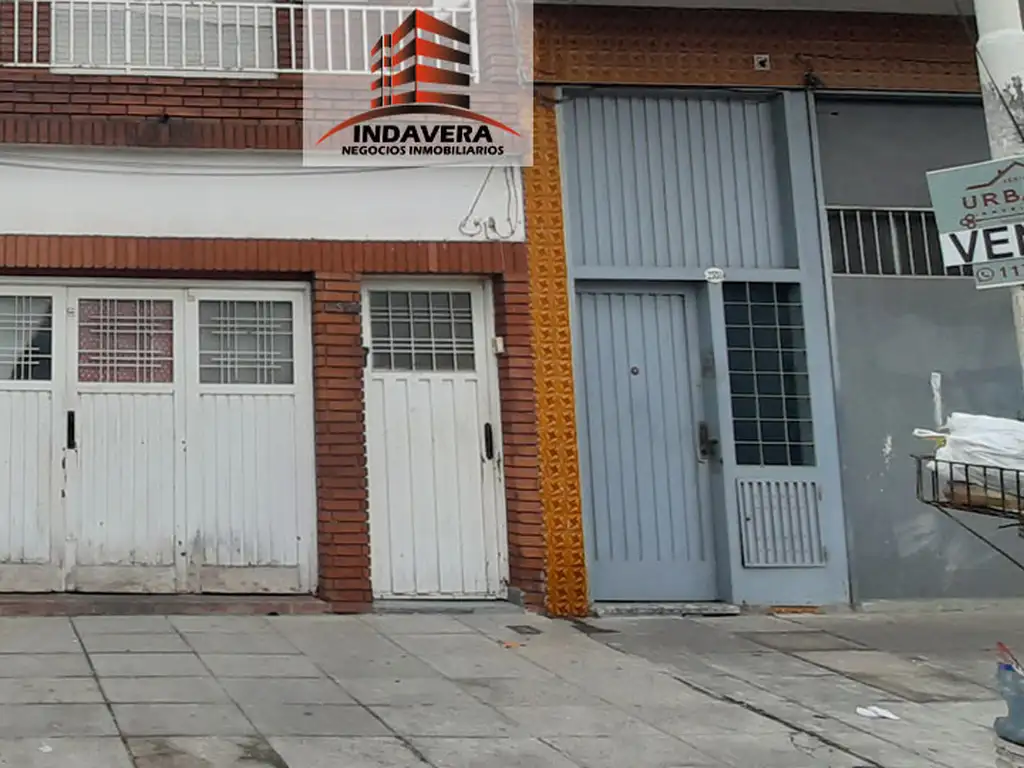 OPORTUNIDAD GALPÓN / DEPOSITO DE 83 M2 TOTALES (con Renta) – Caseros