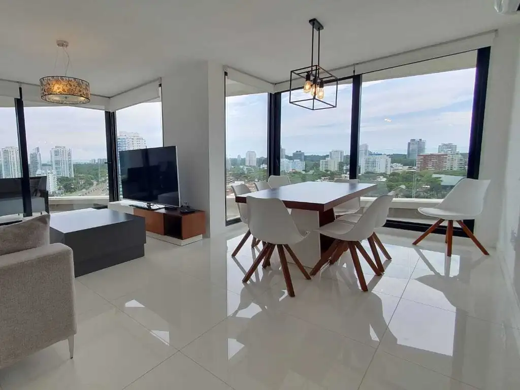 Departamento  en Venta ubicado en Playa Mansa, Punta del Este, Punta del Este / Maldonado