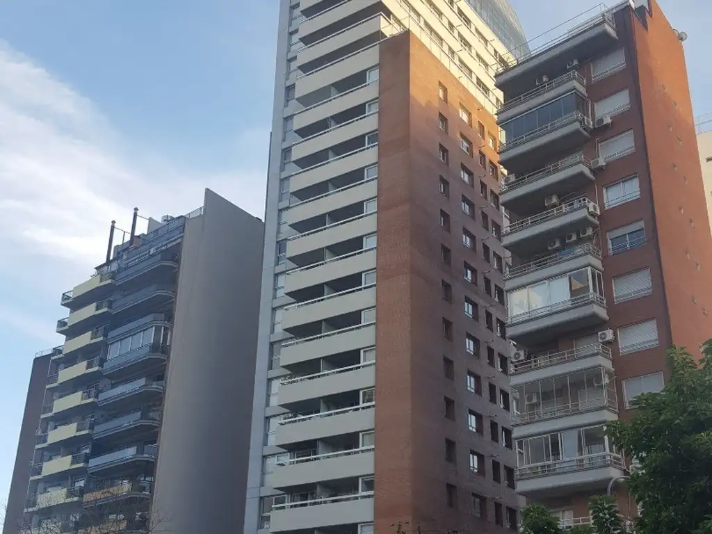 Torre Boulevard. Vigilancia 24 hs. Cochera Fija Cubierta. FULL AMENITIES / SPA. - Foto 0
