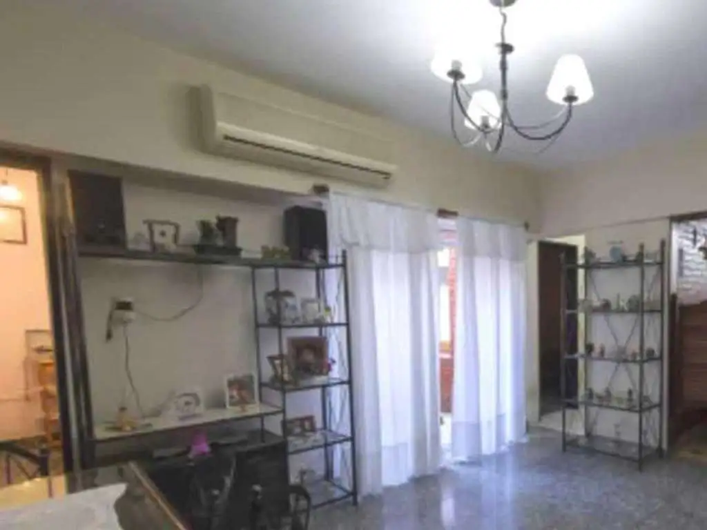 Venta de PH 5 AMBIENTES en Villa Pueyrredón