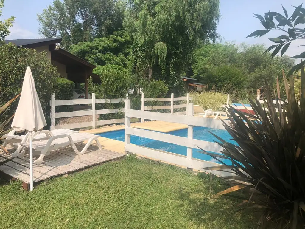 6 cabañas en Venta - Santa Rosa de Calamuchita - 2 Terrenos -