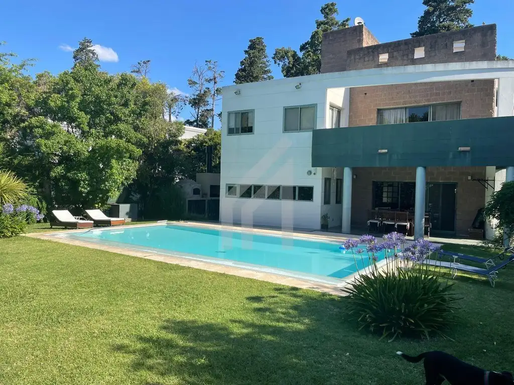 Casa  en Venta en Sausalito, Pilar, G.B.A. Zona Norte