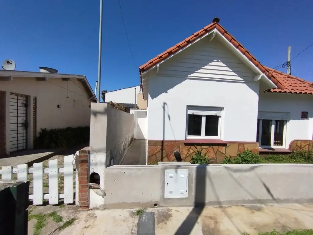 HERMOSA CASA EN PH EN VENTA, PUNTA MOGOTES .