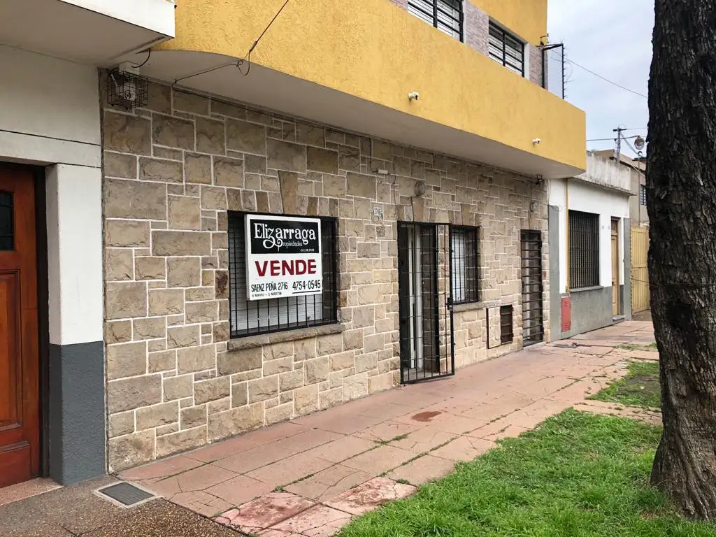 Venta tres ambientes con patio