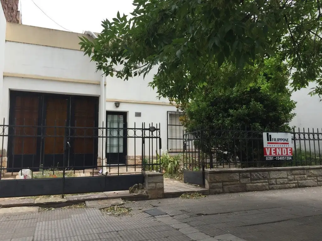 Propiedad En Venta. Buen lote. Beruti 300