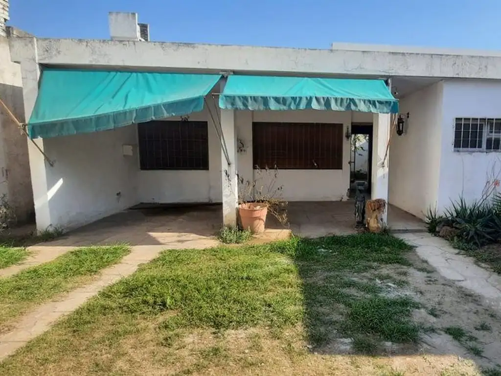 VENTA LOTE CON CONSTRUCCION PARQUE COREMA