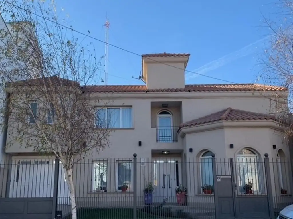 VENTA CASA CENTENARIO