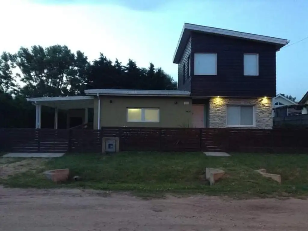 Casa - Venta - Argentina, Mar del Plata - CALLE 6 3400