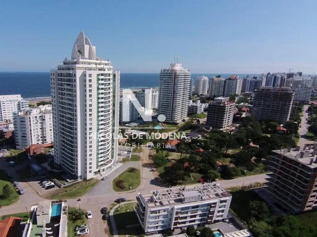 Apartamento en Venta de 2 dormitorios en Playa Brava , Punta del este