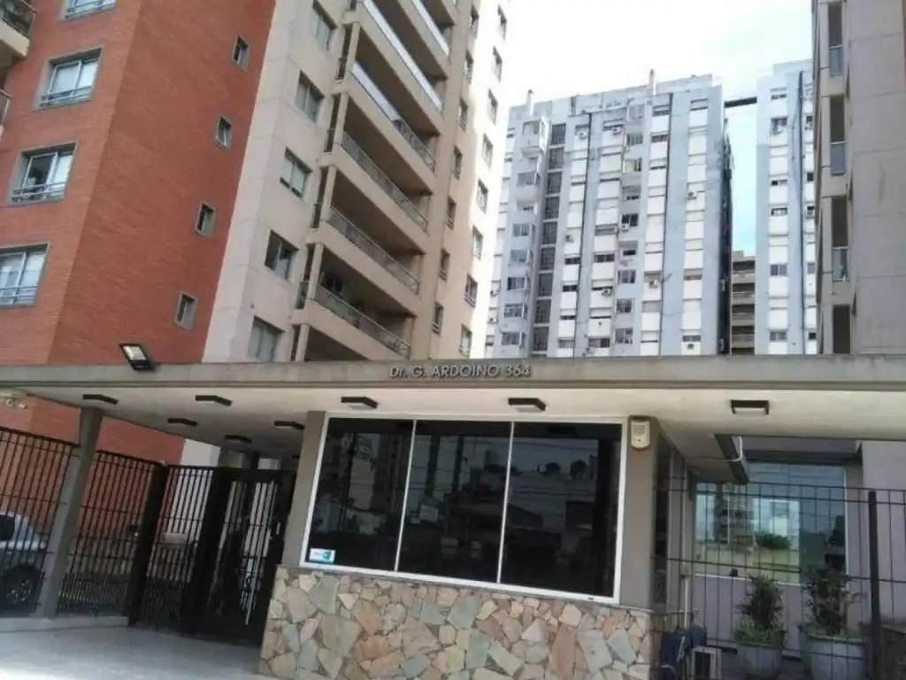 ALQUILER DE DEPARTAMENTO 3 AMBIENTES EN TORRES FLORENCIA, AMOBLADO COCHERA MAS 2 BAULERAS