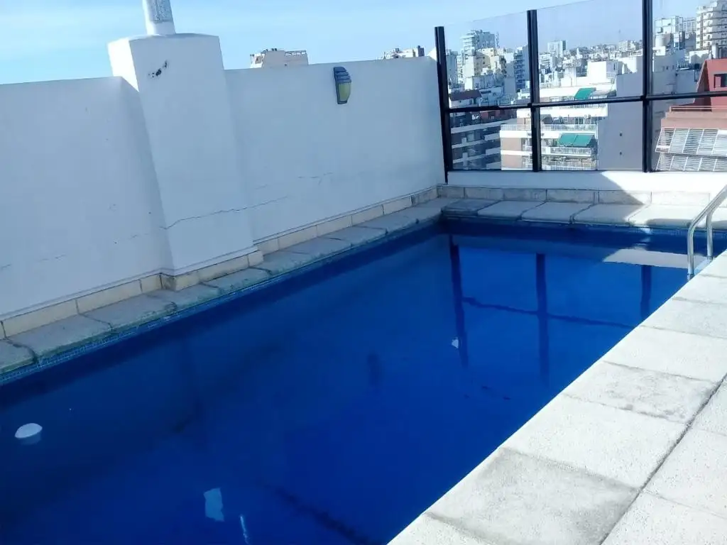 VENTA DEPTO. 4 AMBIENTES CON DEP. DE SERVICIO Y COCHERA, CABALLITO.