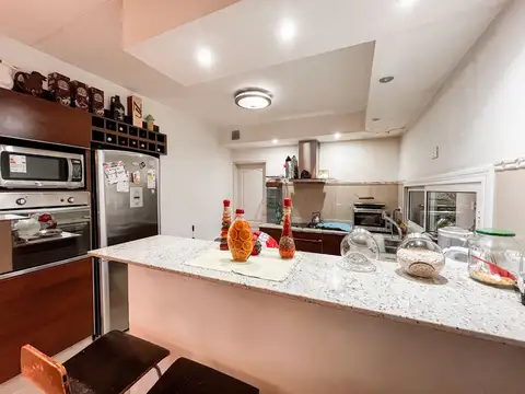 Casa en Venta con cochera