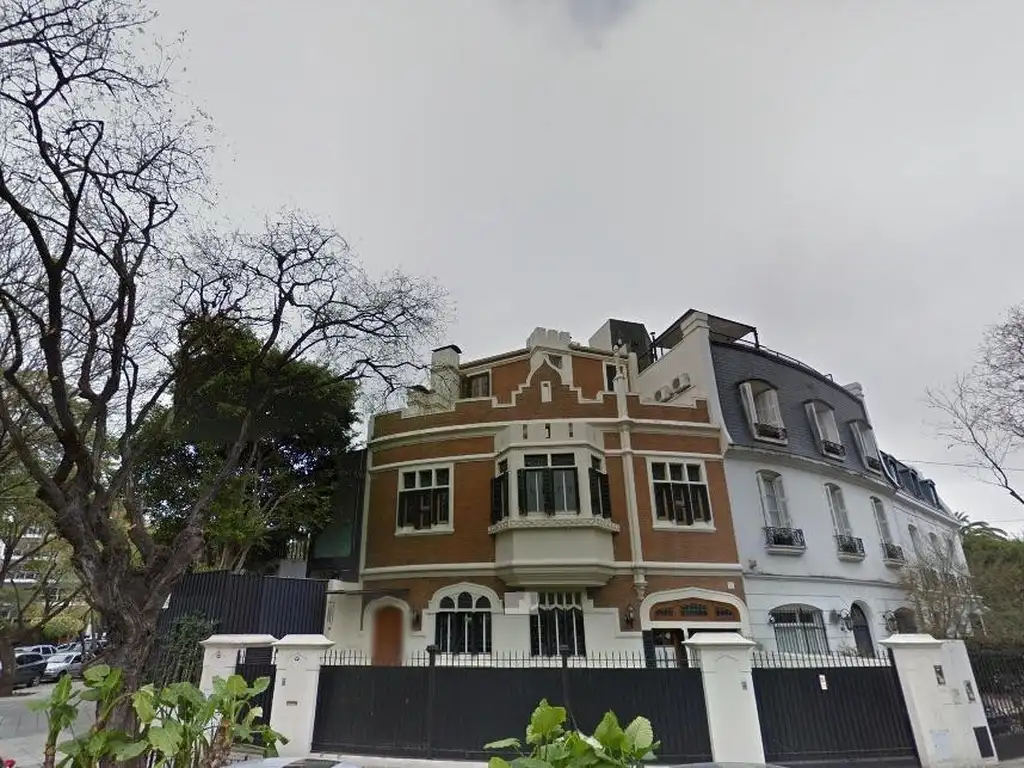 OMBU 2900. en lo mejor de palermo chico, exclusiva casa Tudor en esquina - Foto 0