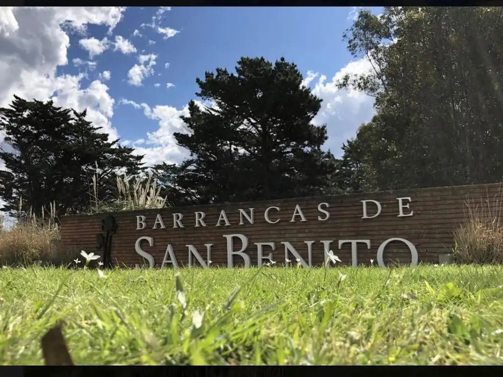 Venta Lote en Barrio Privado Barrancas de San Benito