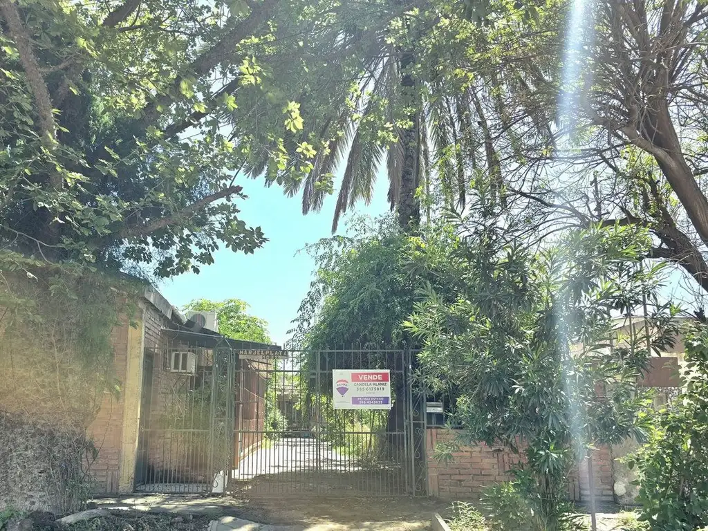 VENTA CASA CON DEPTO INDEPENDIENTE TERMAS RIO HOND