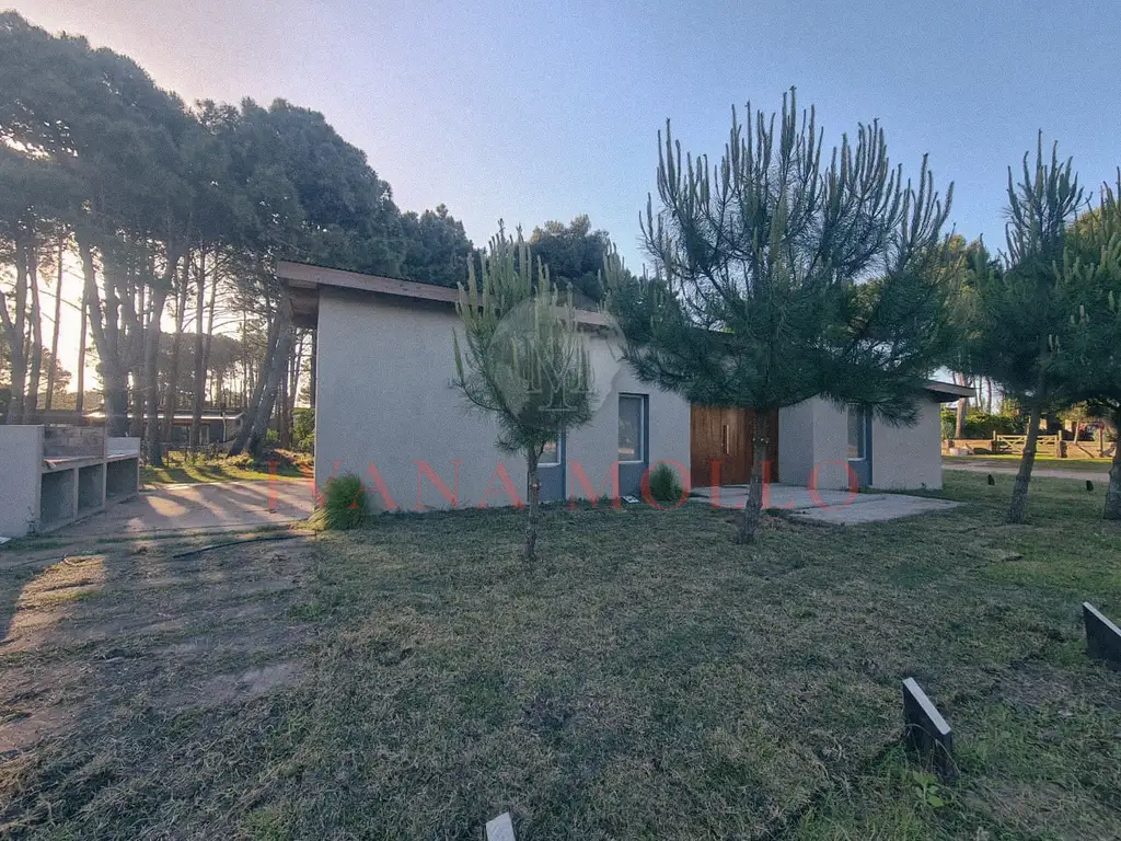 CASA EN ALQUILER EN PINAMAR PARA 6 PERSONAS - ICARO 1340