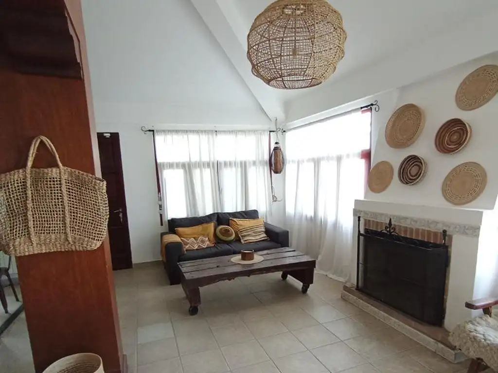 CASA EN VENTA -  SAN LORENZO - SALTA