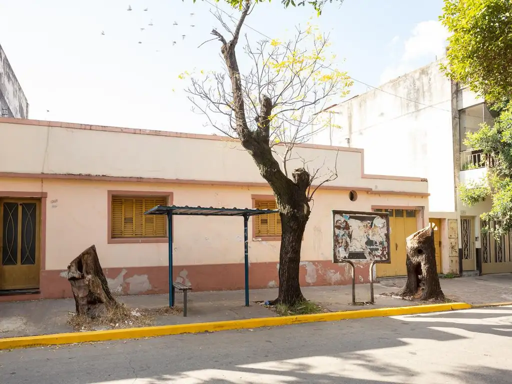 Venta PH  Tres Ambientes  Sáenz Peña.  Sin expensas