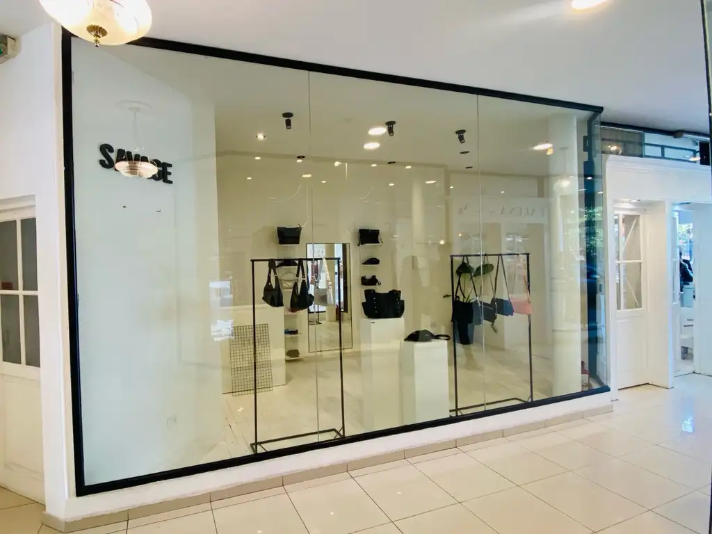 ALQUILER COMERCIAL | LOCAL EN GALERÍA | ZONA GUEMES