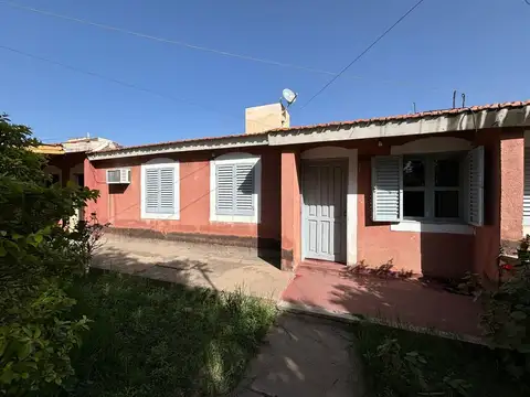 VENTA CASA BARRIO RESIDENCIAL SUR 4 DORMITORIOS