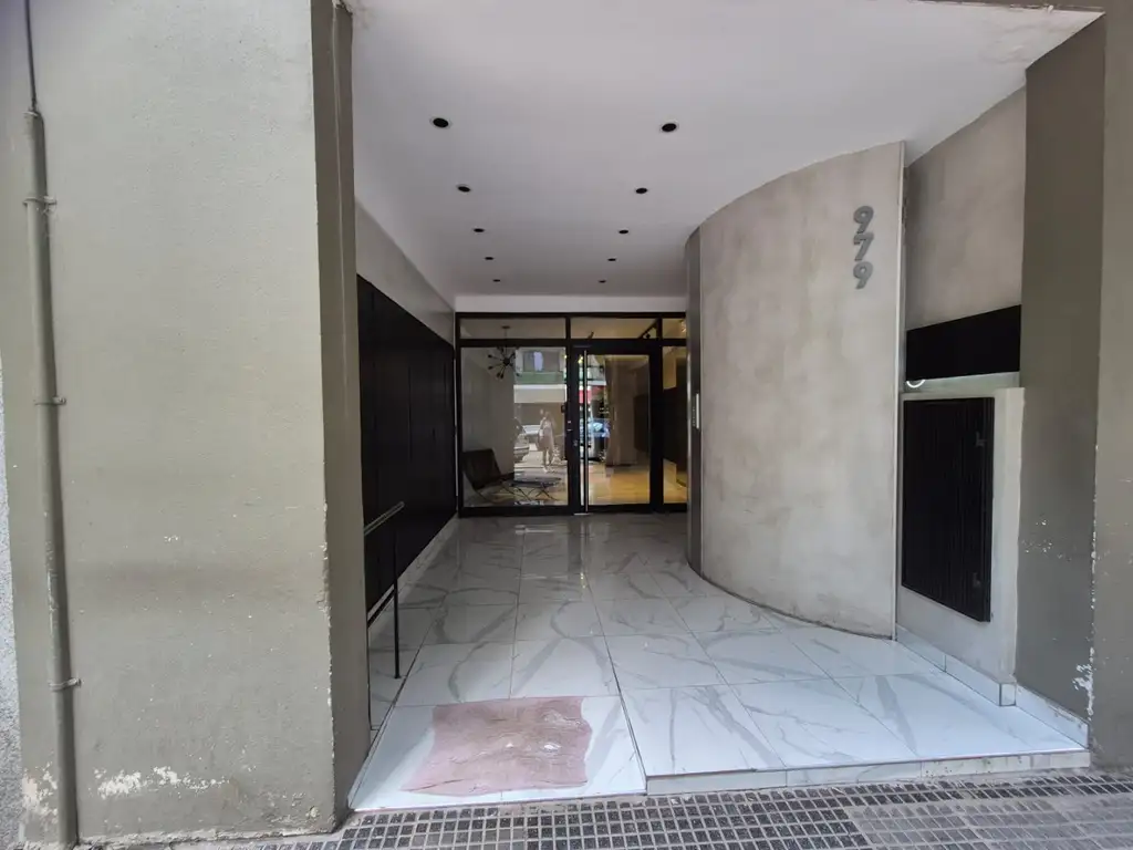 ALQUILER DEPARTAMENTO DE 2 AMBIENTES EN 2 PLANTAS CON BALCON AL FRENTE  EN ALMAGRO