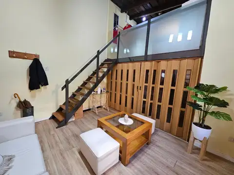 HERMOSA CASA INTERNA CON PATIO EN VENTA BARRIO PICHINCHA