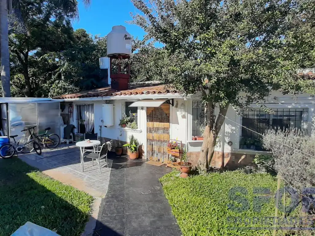 Venta de Casa en PH 2 ambientes con jardin en San Miguel Muñiz