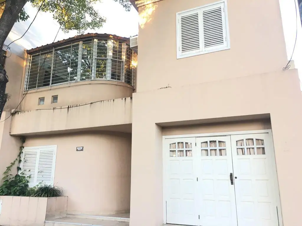 Casa a la venta con parque en San Antonio de Padua