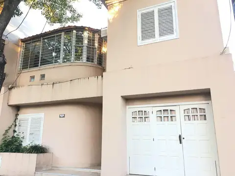 Casa a la venta con parque en San Antonio de Padua