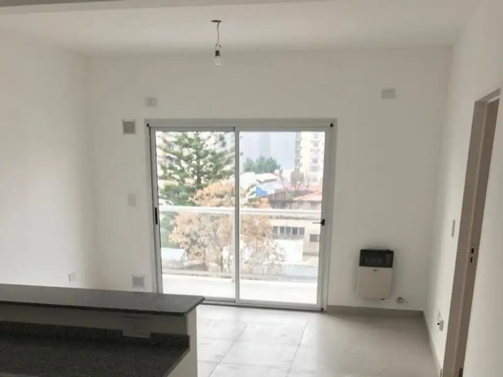 A ESTRENAR Piso Único 3 amb con 2 baños, 63m2.