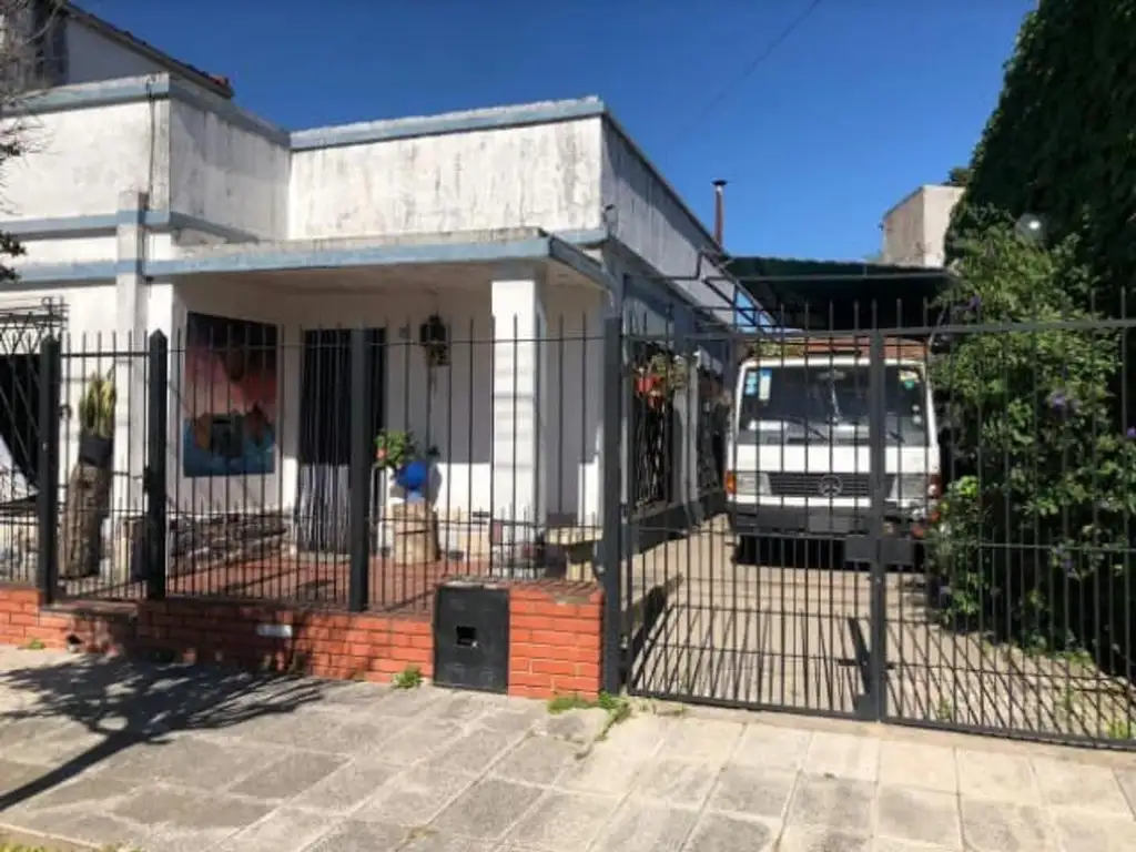 OPORTUNIDAD CASA BELLA VISTA