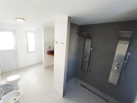 Casa en Venta en Pompeya - 4 ambientes