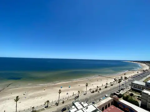 Venta Apartamento con vista al mar, Piriápolis