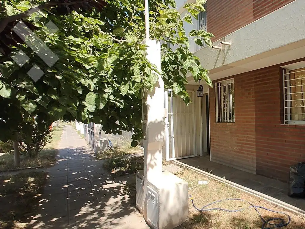 VENTA DUPLEX 2 DORM. - B° TERRA DE ORO, FERNANDEZ ORO