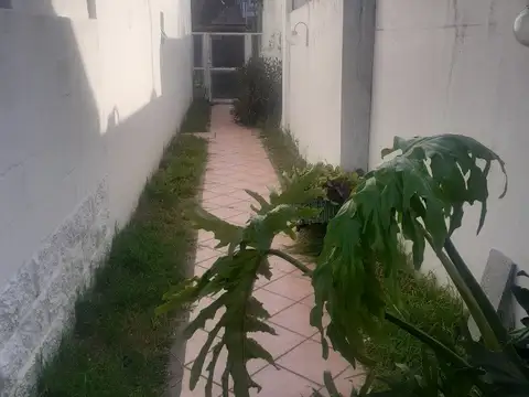 PH 3 AMBIENTES EN PLANTA BAJA - PATIO Y JARDÍN - 140M2 TOTALES