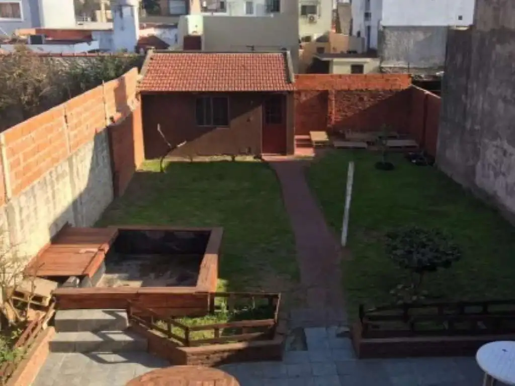 LA MATANZA - SAN JUSTO - CASA 3 AMBIENTES - LOTE 300 M2. - APTO CRÉDITO