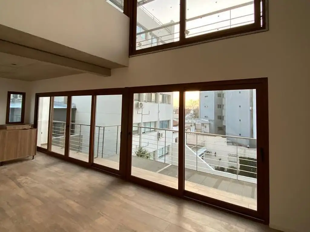 LOFT ( DEPARTAMENTO - DUPLEX)- calle 38 entre 6 y Plaza Olazabal-  La Plata